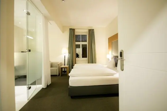 Economy Oda, 1 Çift Kişilik Yatak ((Business) Glass Wall Bathroom)