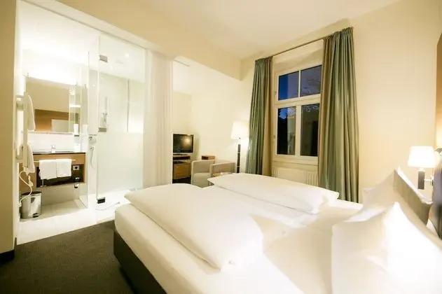 Economy Oda, 1 Çift Kişilik Yatak ((Business) Glass Wall Bathroom)