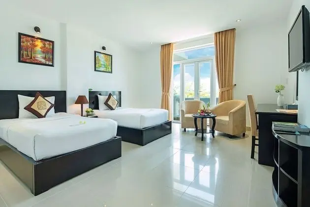 Senior Deluxe Room