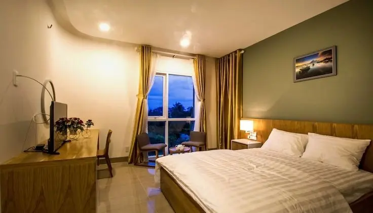 Deluxe Tek Büyük Yataklı Oda, Sigara İçilmez, Kısmi Deniz Manzarası