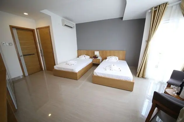 Deluxe Tek Büyük Yataklı Oda, Sigara İçilmez, Kısmi Deniz Manzarası
