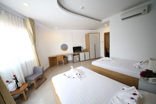 Deluxe Tek Büyük Yataklı Oda, Sigara İçilmez, Kısmi Deniz Manzarası