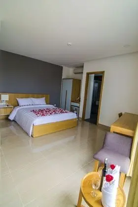 Deluxe Tek Büyük Yataklı Oda, Sigara İçilmez, Şehir Manzaralı