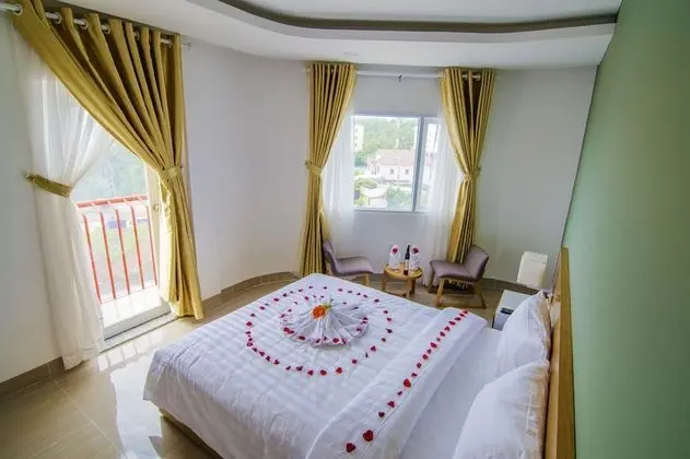 Deluxe Tek Büyük Yataklı Oda, Sigara İçilmez, Şehir Manzaralı