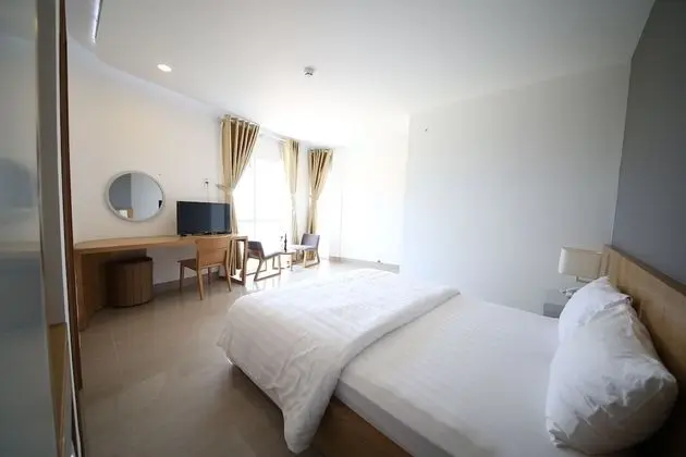 Deluxe Tek Büyük Yataklı Oda, Sigara İçilmez, Şehir Manzaralı