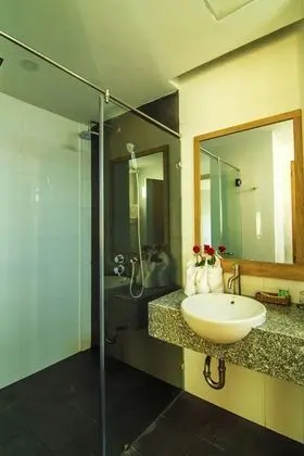 Deluxe Üç Kişilik Oda, 1 Yatak Odası, Sigara İçilmez, Şehir Manzaralı