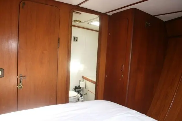 Kulübe, 1 Büyük (Queen) Boy Yatak, Ortak Banyo, Deniz Manzaralı