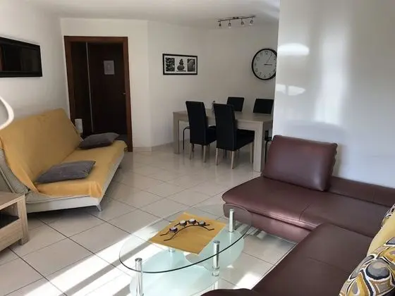 Apart Daire, 1 Yatak Odası, Balkon, Bahçe Manzaralı