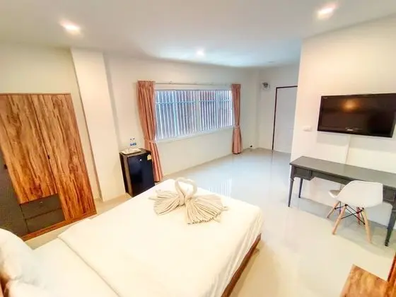 Tek Büyük Yataklı Oda, Balkon