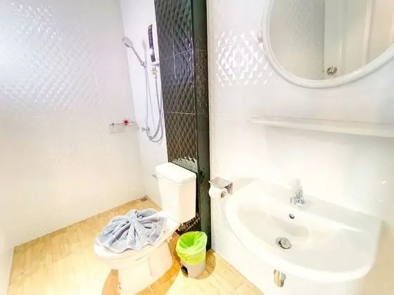 Tek Büyük Yataklı Oda, Balkon