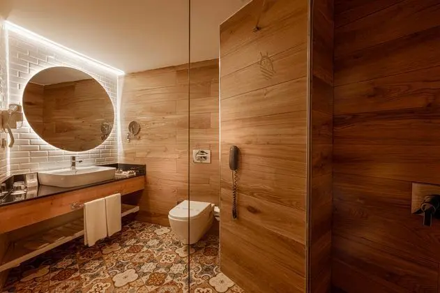 https://images.etstur.com/imgproxy/resize/2560x1440/files/images/hotelImages/etsrooms/909/Sailors_Beach_Club_20250109195748_4.jpg