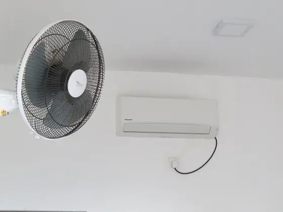 Deluxe Tek Büyük veya İki Ayrı Yataklı Oda, Birden Çok Yatak, Balkon, Kısmi Deniz Manzarası