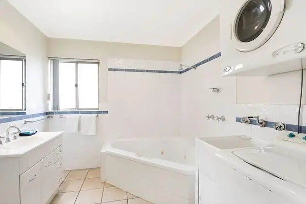 Apart Daire, 2 Yatak Odası, Göl Manzaralı