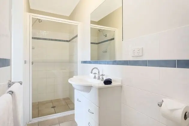 Apart Daire, 2 Yatak Odası, Göl Manzaralı