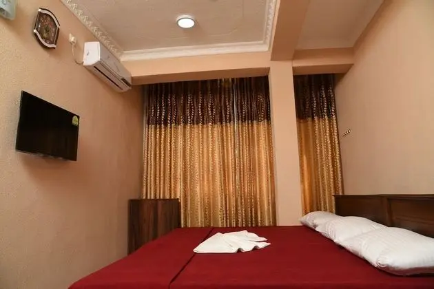 Deluxe Tek Büyük Yataklı Oda, 1 Büyük (Queen) Boy Yatak