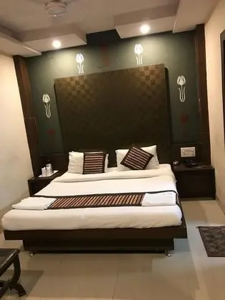 Superior Tek Büyük Yataklı Oda, 1 Çift Kişilik Yatak, Sigara İçilebilir