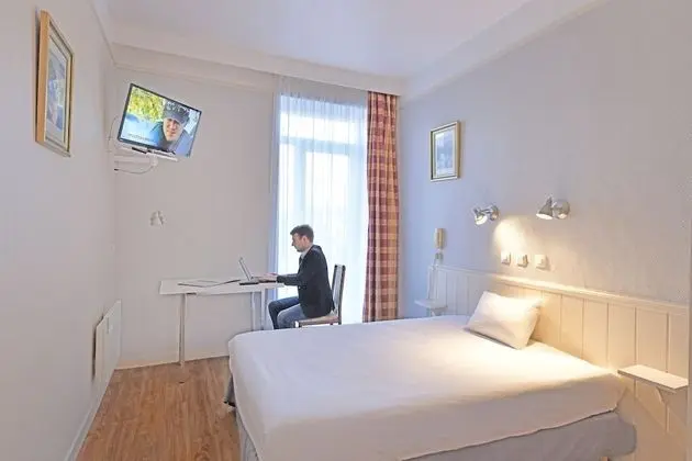 Tek Büyük Yataklı Oda
