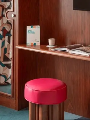 Superior Tek Büyük veya İki Ayrı Yataklı Oda