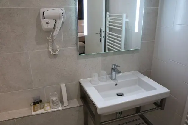 1 Çift Kişilik Veya 2 Tek Kişilik Yatak Standard