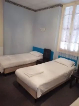 Tek Büyük veya İki Ayrı Yataklı Oda
