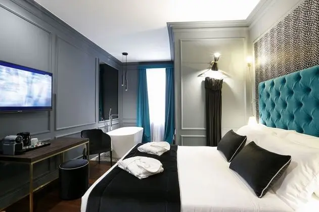 Deluxe Tek Büyük Yataklı Oda, Sıcak Su Küveti