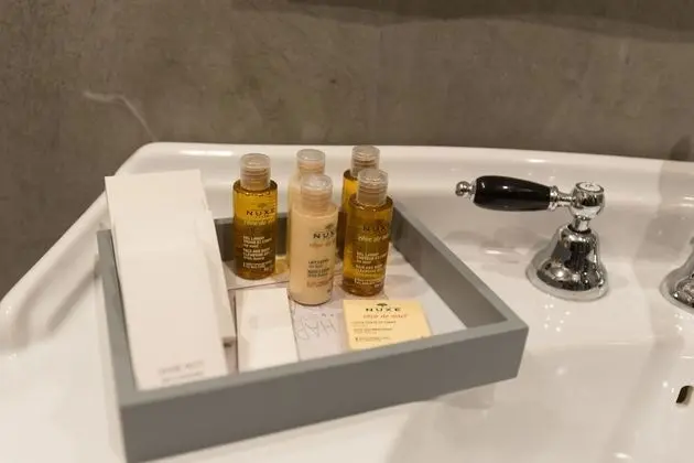 Deluxe Tek Büyük Yataklı Oda, Sıcak Su Küveti