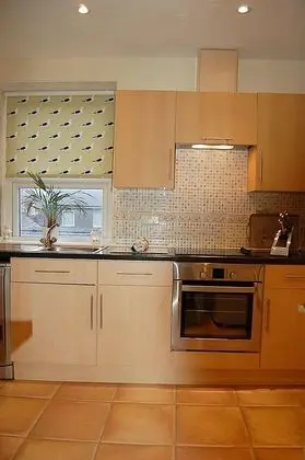 Standard Tek Kişilik Oda, Ortak Banyo (Room Four)