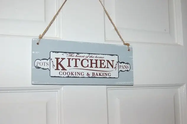 Tek Büyük Yataklı Oda, Ortak Banyo (Room One)