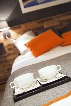 Classic Tek Büyük Yataklı Oda, Balkon (avec accès Piscine inclus)