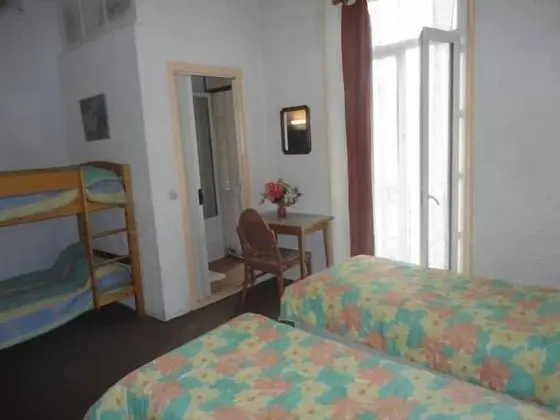 Dört Kişilik Oda
