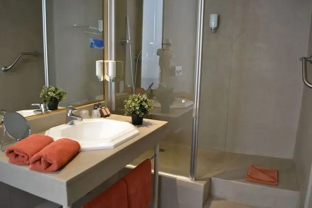 Standard Oda, 1 Çift Kişilik Yatak