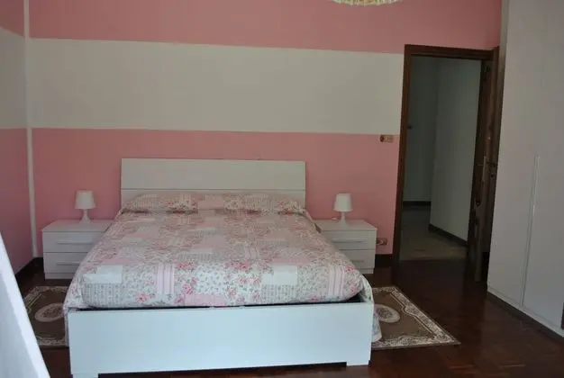 Tek Büyük Yataklı Oda, Balkon