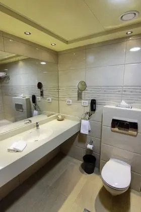 Tek Büyük veya İki Ayrı Yataklı Oda, Şehir Manzaralı