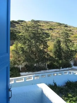 Üç Kişilik Oda