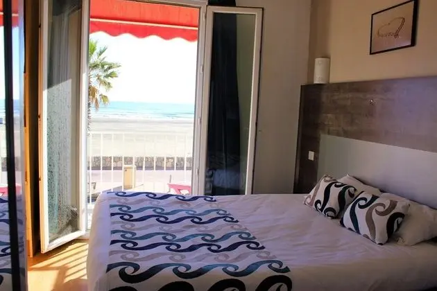 Tek Büyük Yataklı Oda, Deniz Manzaralı