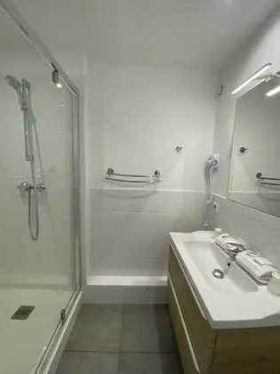 Tek Kişilik Oda, Deniz Manzaralı