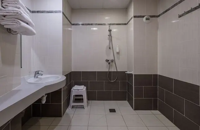 Standard Üç Kişilik Oda, 3 Tek Kişilik Yatak