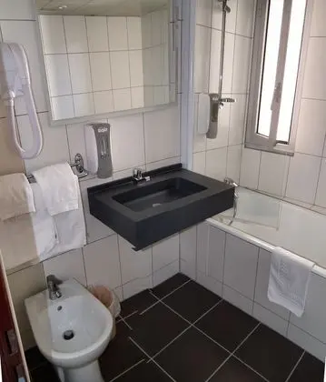 Comfort İki Ayrı Yataklı Oda