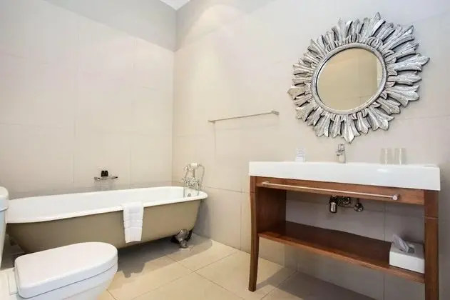 Luxury Tek Büyük Yataklı Oda