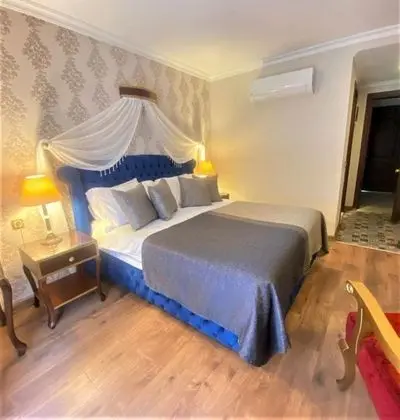 Standart Oda, Şehir Manzaralı