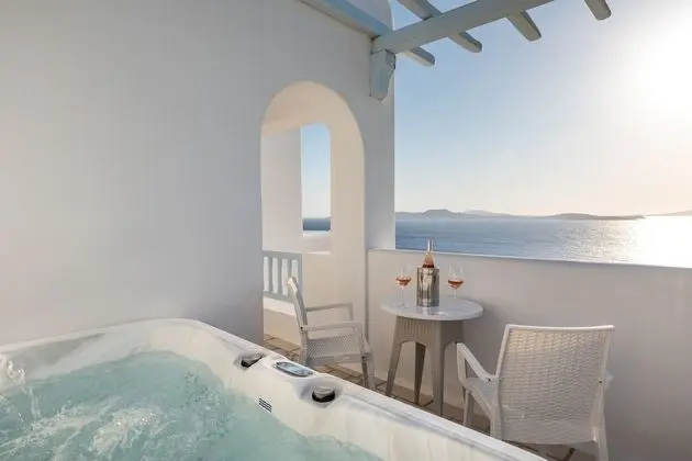 Signature Aegean Room with Outdoor Jetted Tub & Sea View