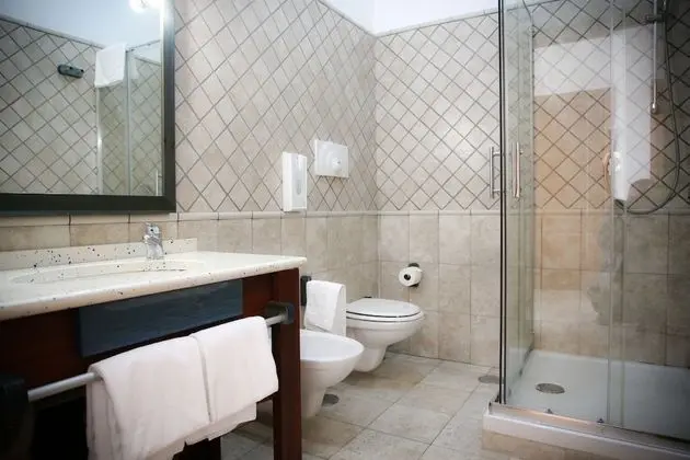 Classic Tek Büyük veya İki Ayrı Yataklı Oda