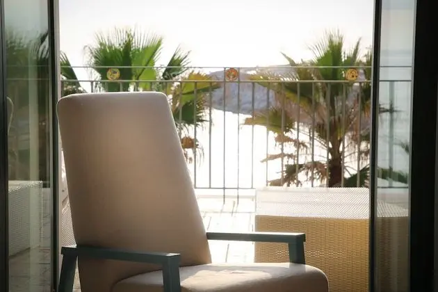 Panoramic Tek Büyük veya İki Ayrı Yataklı Oda