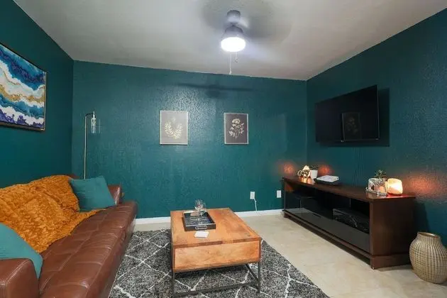 Business Apartment Unit 3