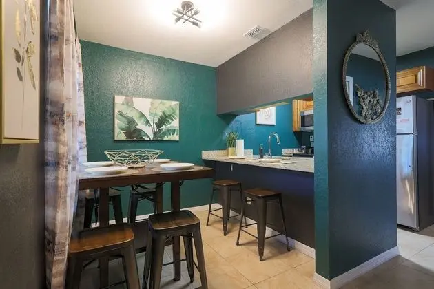 Business Apartment Unit 3