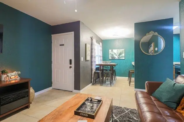 Business Apartment Unit 3