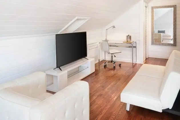 Çatı Katı (Loft), 2 Büyük (Queen) Boy Yatak, Balkon, Şehir Manzaralı
