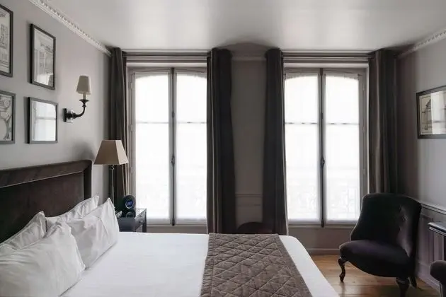 Deluxe Tek Büyük veya İki Ayrı Yataklı Oda