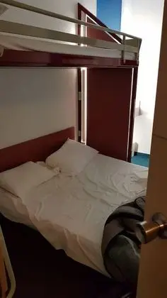 Basic Üç Kişilik Oda
