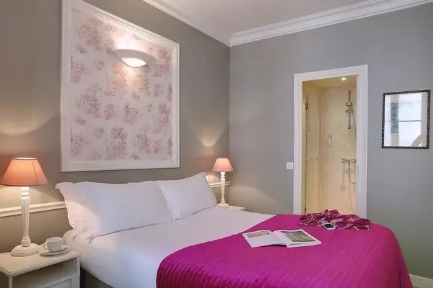 Comfort Tek Büyük Yataklı Oda (Comfort)